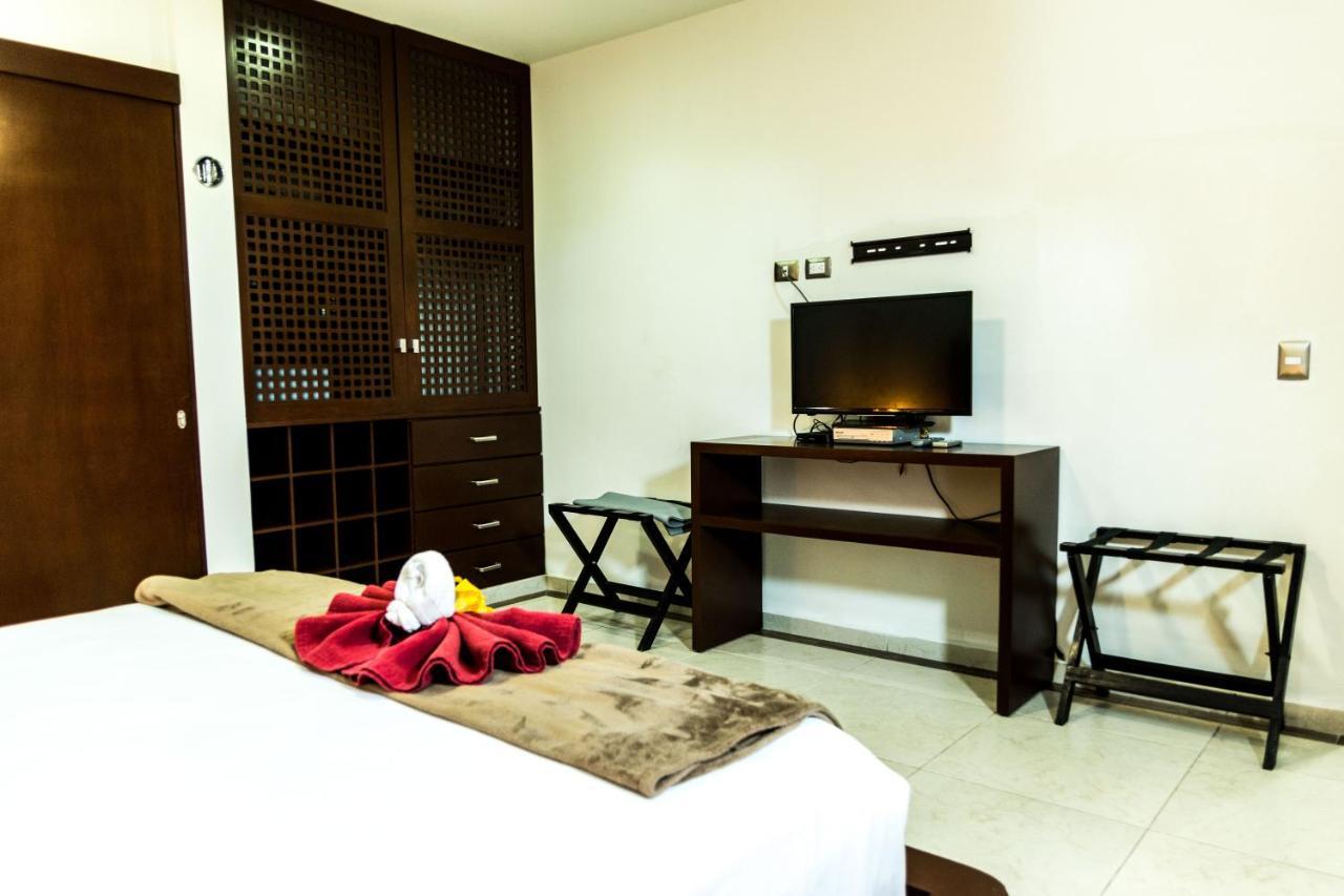 Casa Ticul Hotel Boutique - 5Th Ave (Adults Only) Playa del Carmen Bagian luar foto A room at the hotel