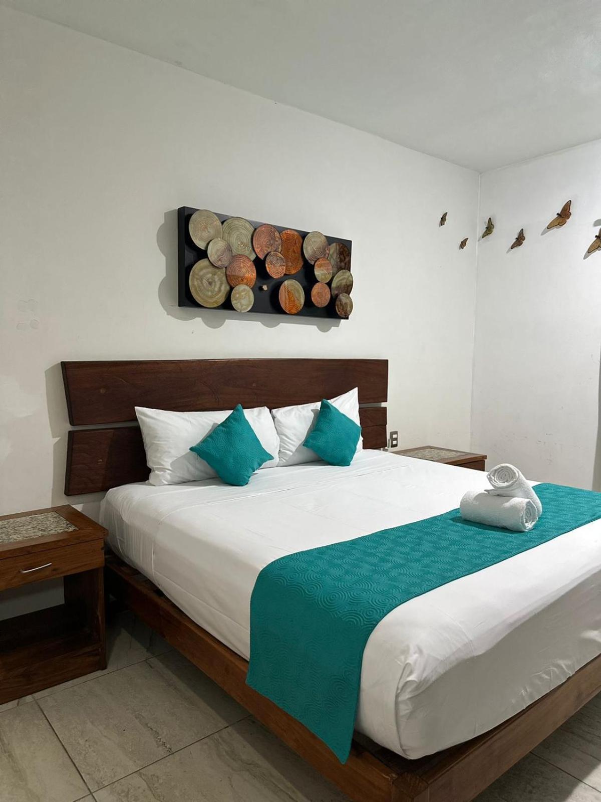 Casa Ticul Hotel Boutique - 5Th Ave (Adults Only) Playa del Carmen Bagian luar foto A bedroom at the hotel