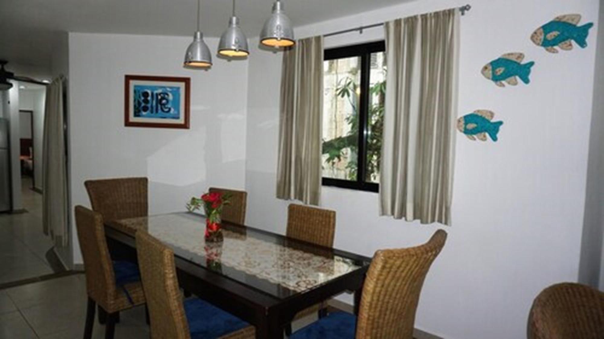 Casa Ticul Hotel Boutique - 5Th Ave (Adults Only) Playa del Carmen Bagian luar foto A dining room